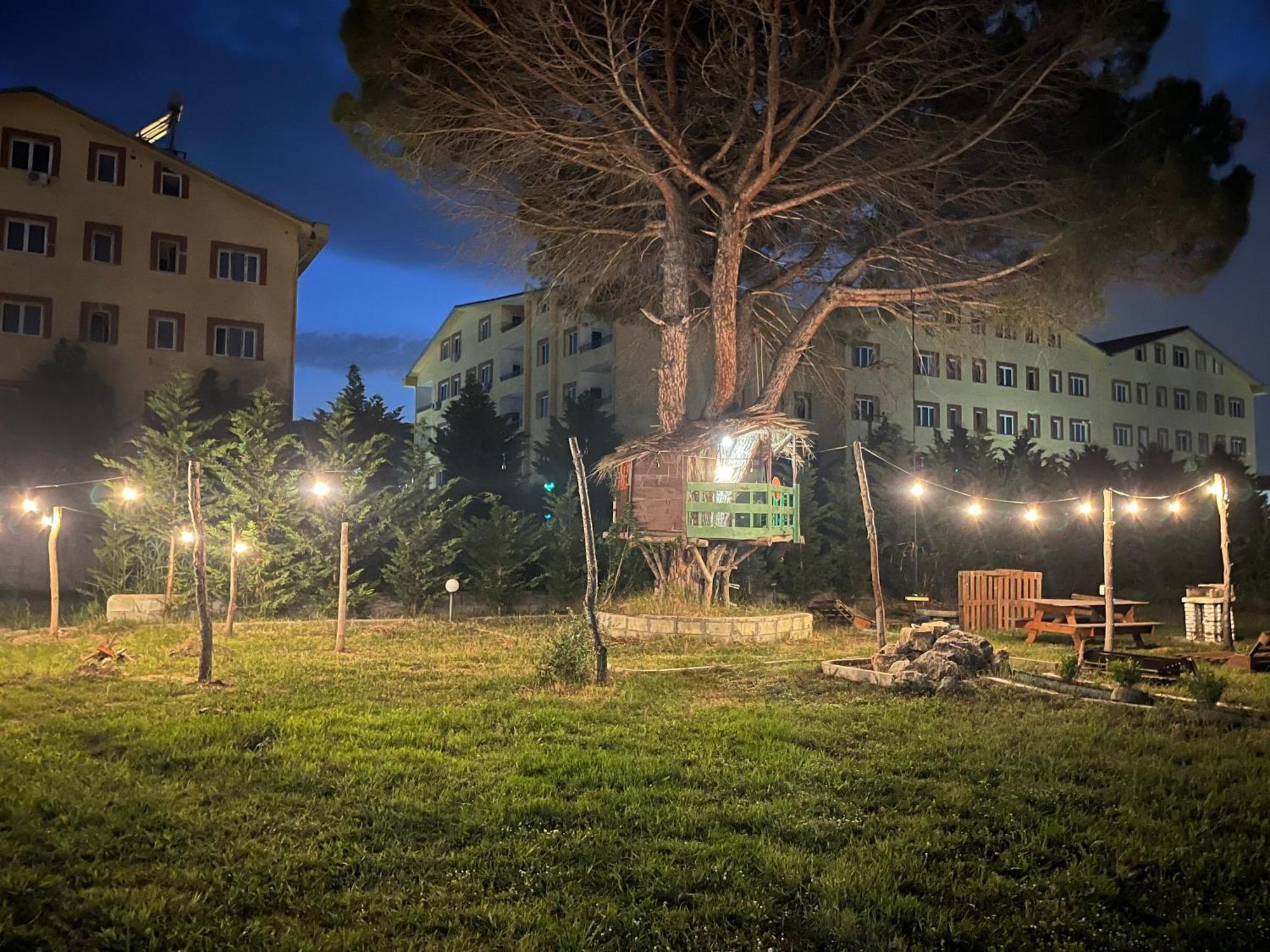Aparthotel Family Tree - Quiet Area - Self Check In Golem  Exterior foto